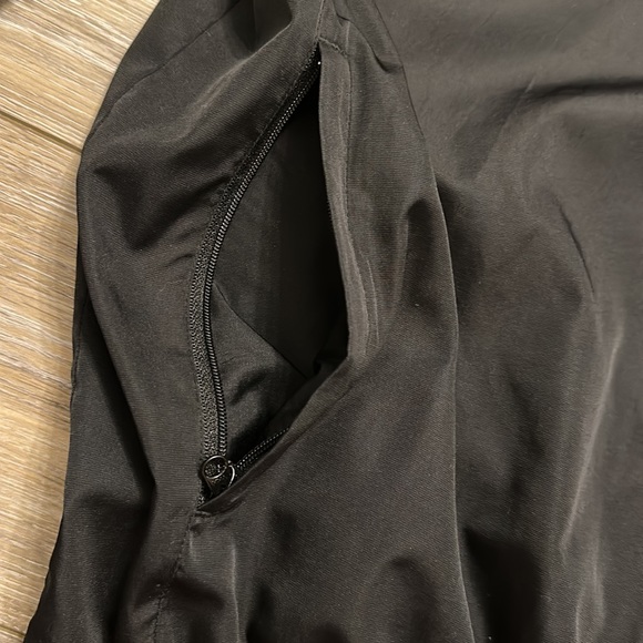 FOOTJOY GOLF WINDBREAKER PULLOVER BLACK SIZE MEDIUM ZIP UP POCKETS - Picture 5 of 7